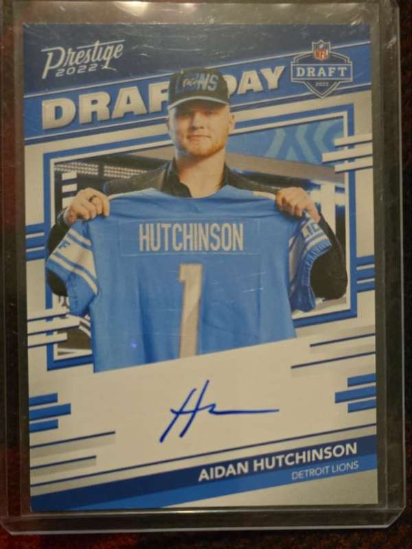 Aidan Hutchinson