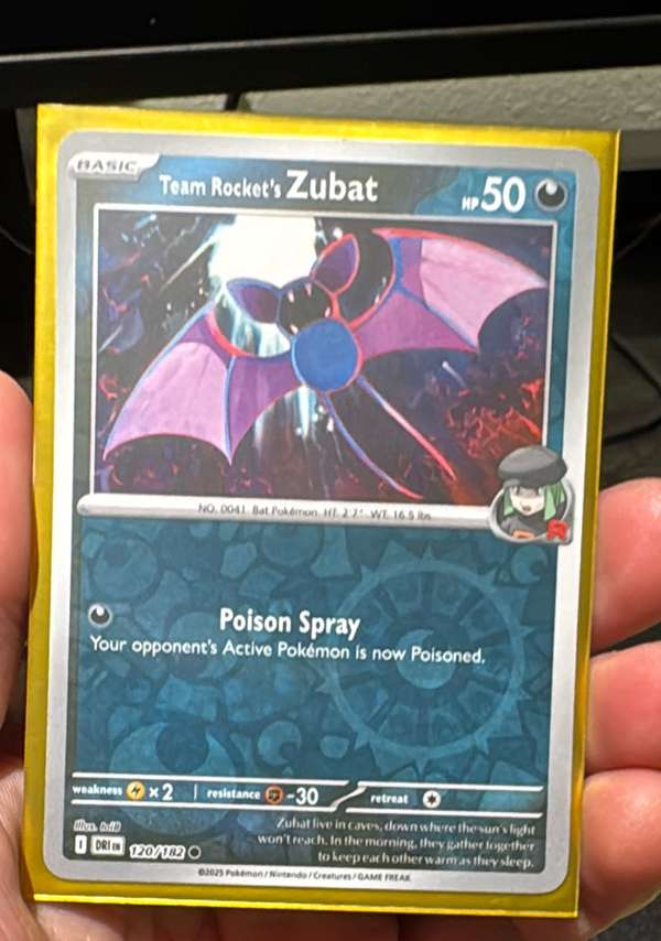 Hoopa (Poke Ball)