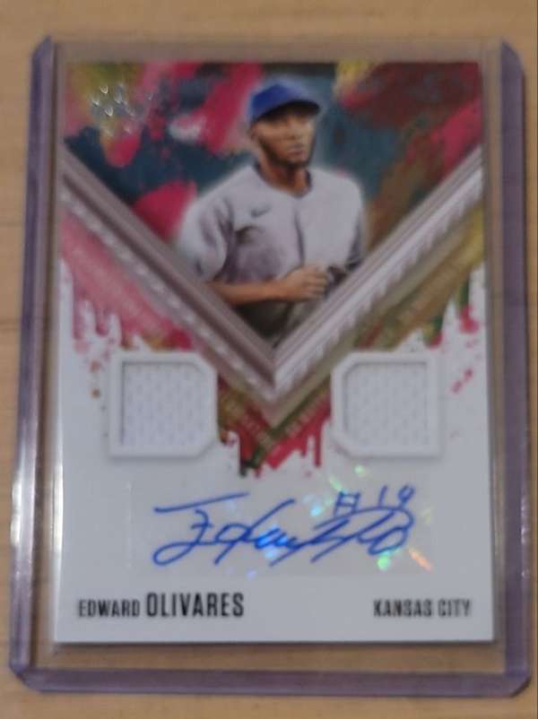 Edward Olivares