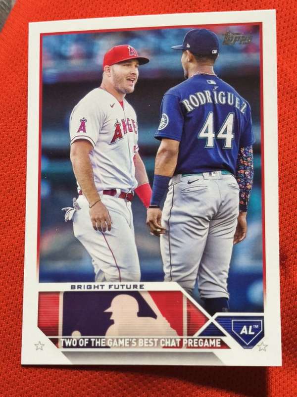 Bright Future (Mike Trout / Julio Rodríguez)