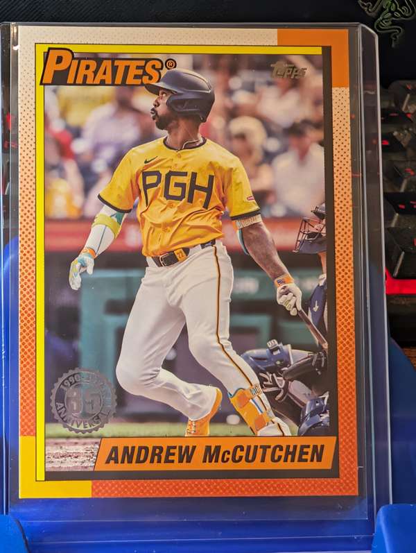 #T90-98 Andrew McCutchen