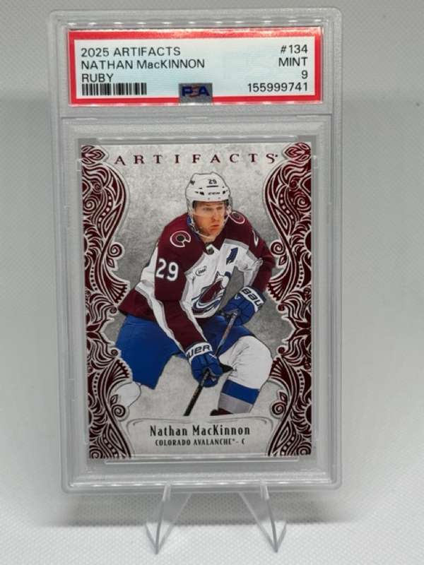 #134 NATHAN MacKINNON