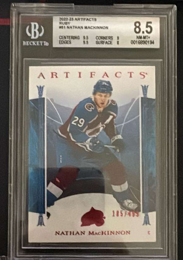 #51 Nathan MacKinnon
