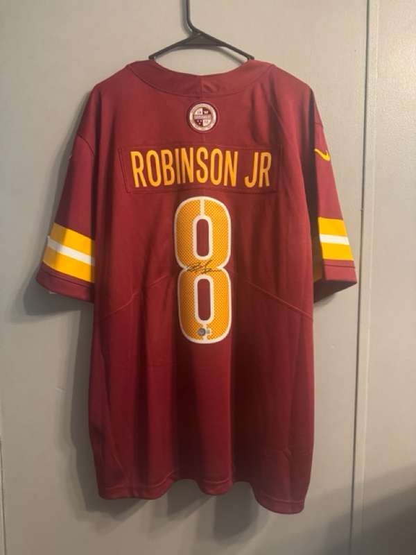 ##8 Brian Robinson Jr