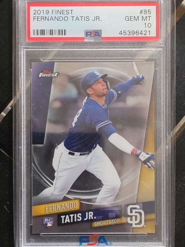 #85 FERNANDO TATIS JR.