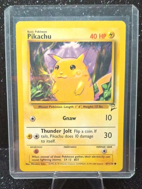 #058/102 Pikachu