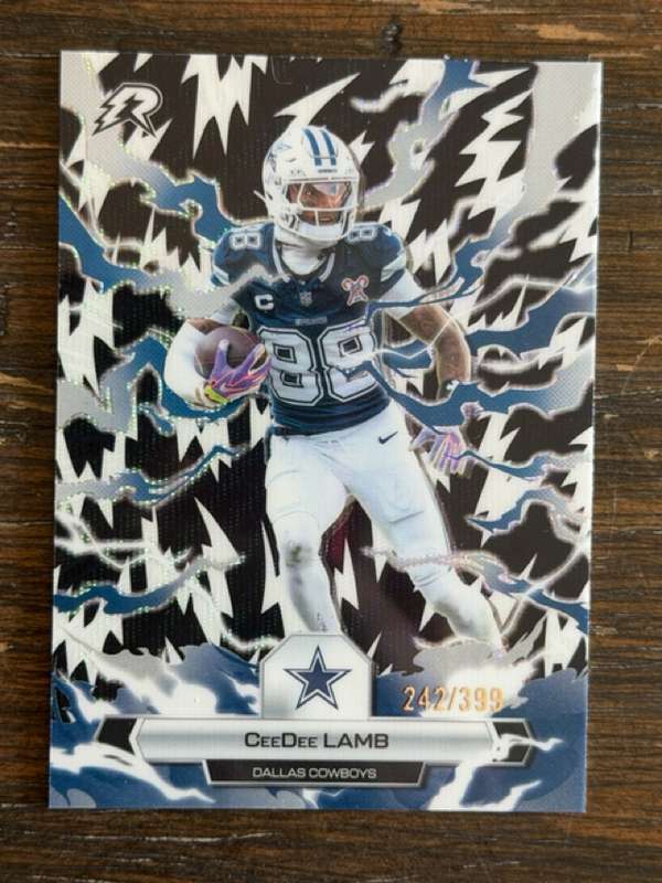 #25 CeeDee Lamb