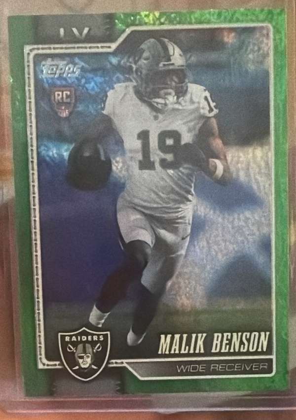 Malik Benson
