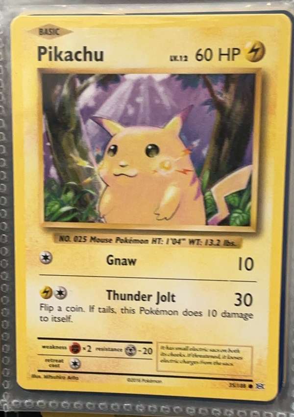 Pikachu (Base Set)
