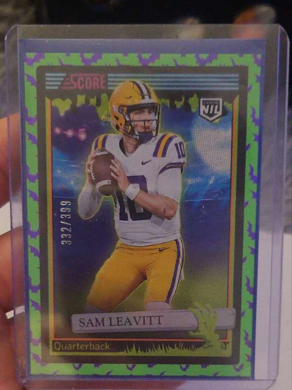 Sam Leavitt
