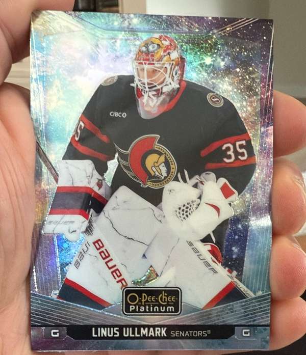 #62 Linus Ullmark