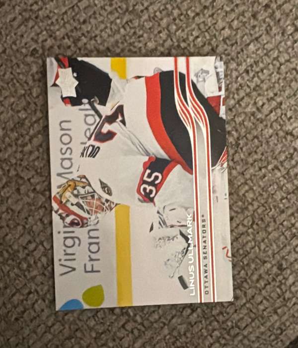 #118 Linus Ullmark