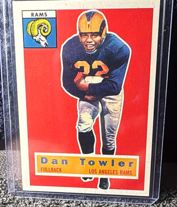#90 Dan Towler
