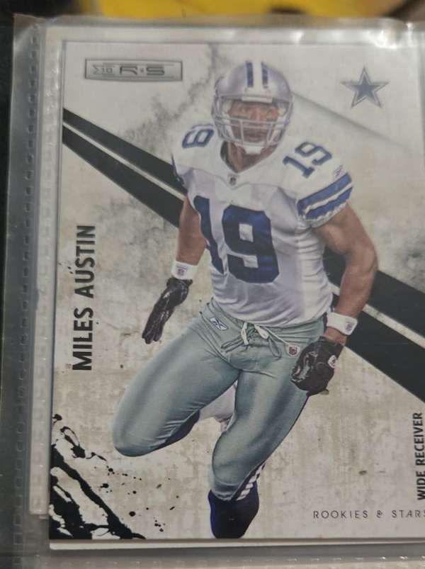 Miles Austin