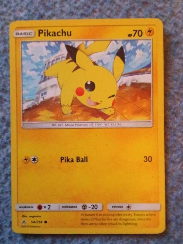 #54/214 Pikachu