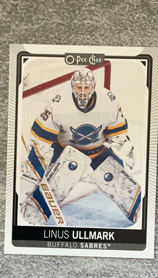 Linus Ullmark