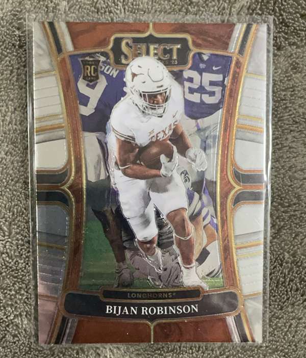 #9 Bijan Robinson