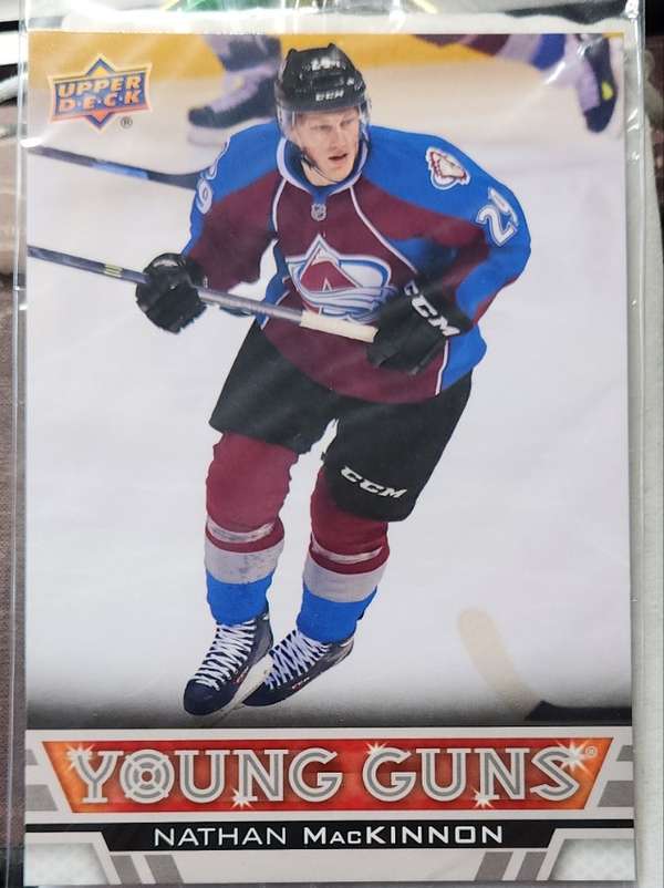 #238 Nathan MacKinnon